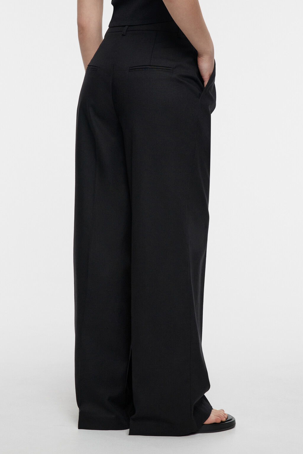Брюки-палаццо широкие льняные костюмного кроя - цвет черный - 4