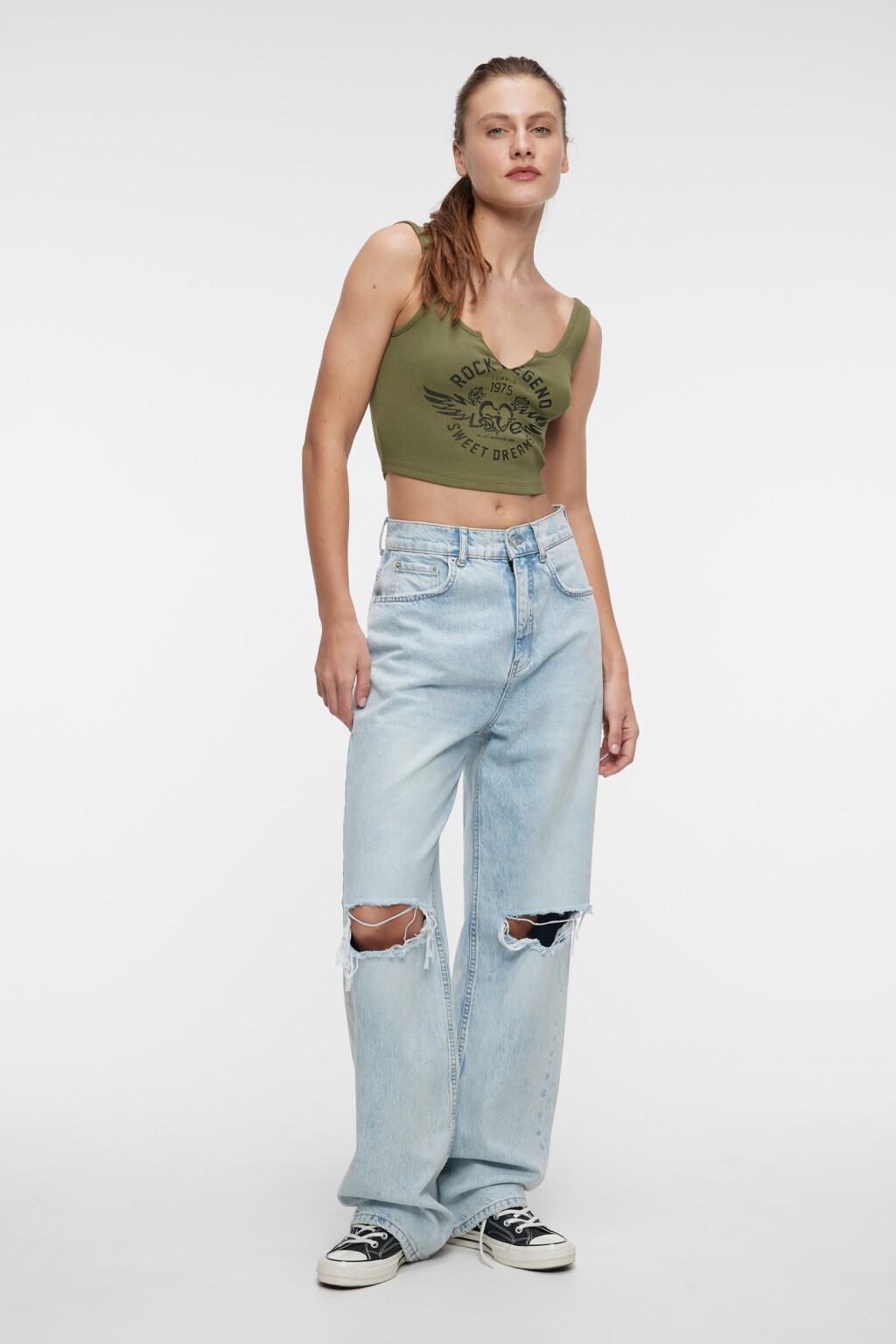 Топ-майка хлопковый с разрезом на груди и принтом - цвет зеленый - 5