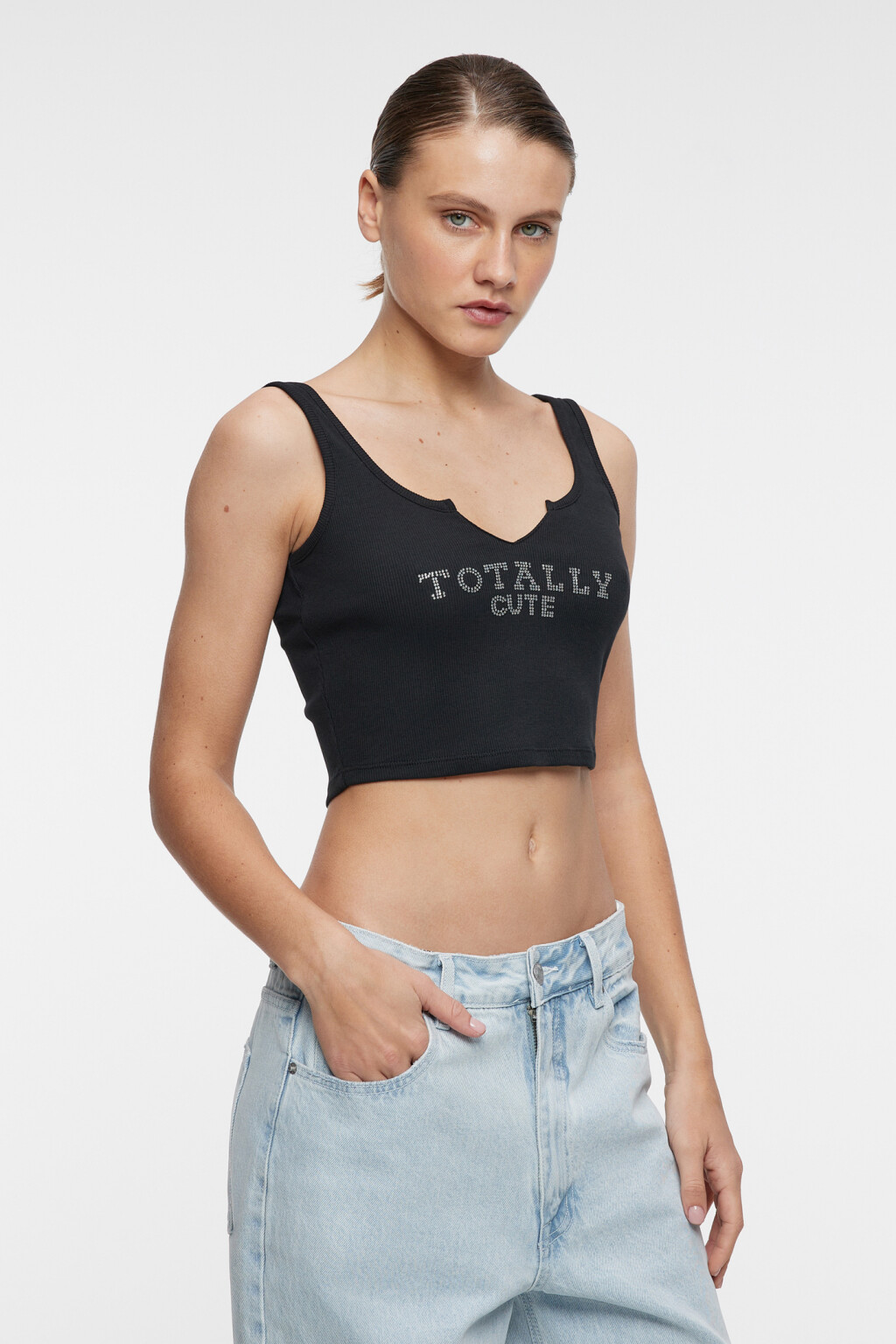 Топ-майка хлопковый с разрезом на груди и принтом - цвет черный - 2