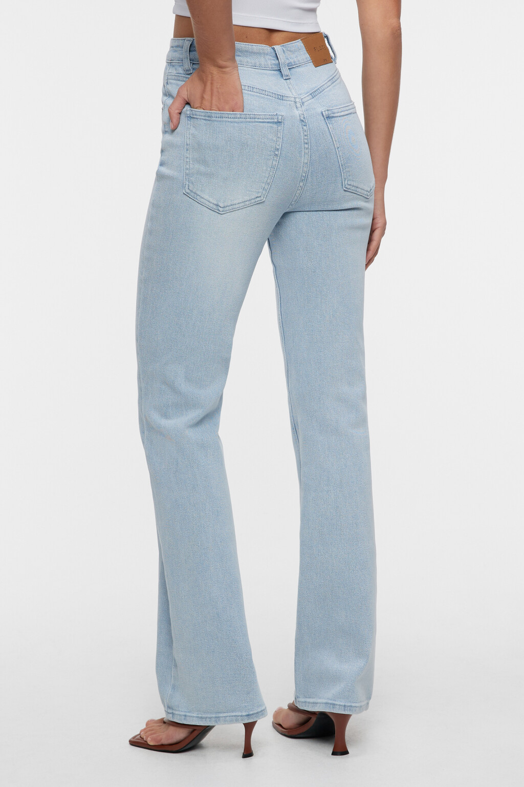 Джинсы flare расклешенные с завышенной посадкой - цвет голубой - 3