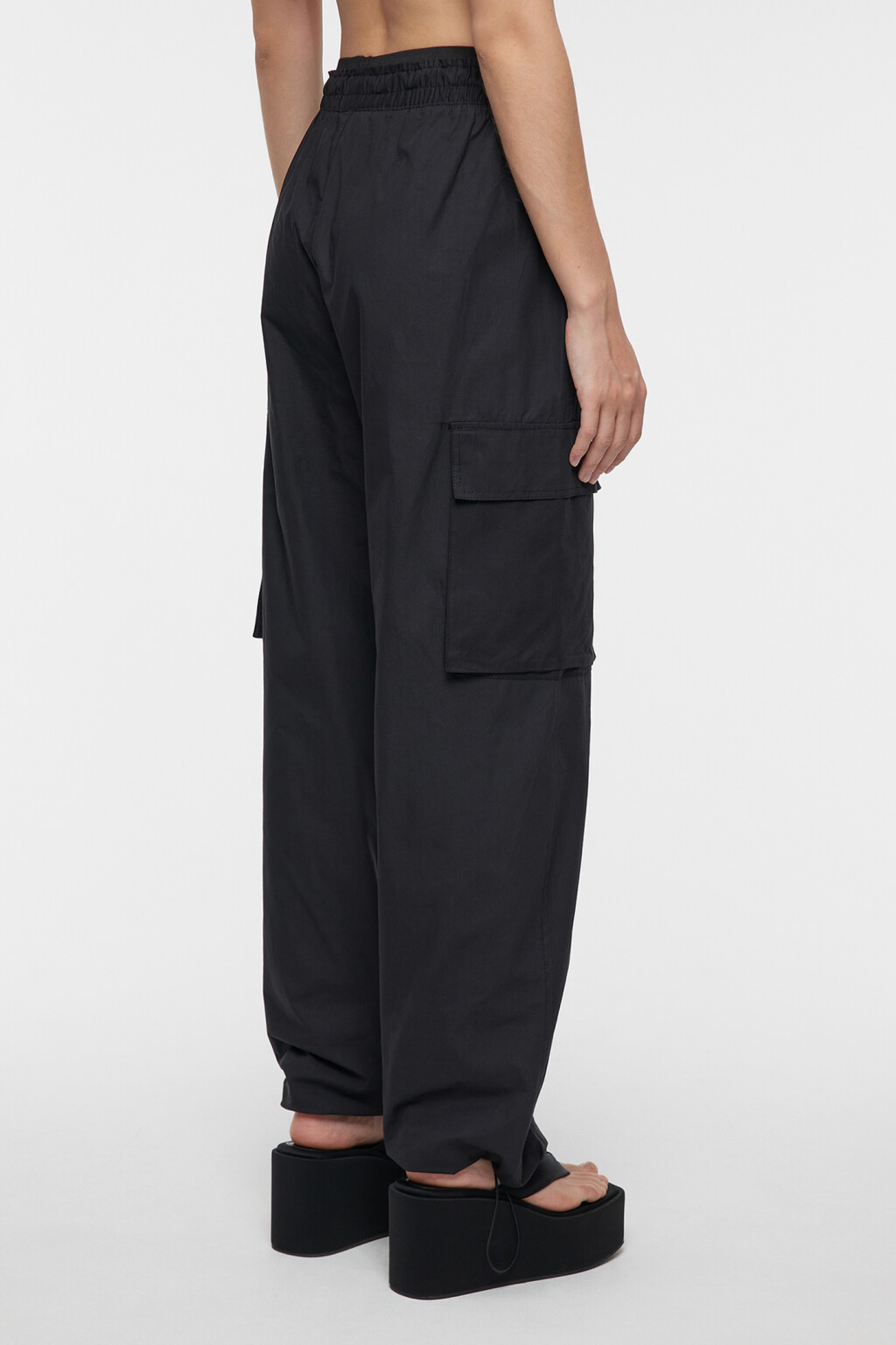 Брюки карго хлопковые широкие со шнурком на поясе - цвет черный - 3