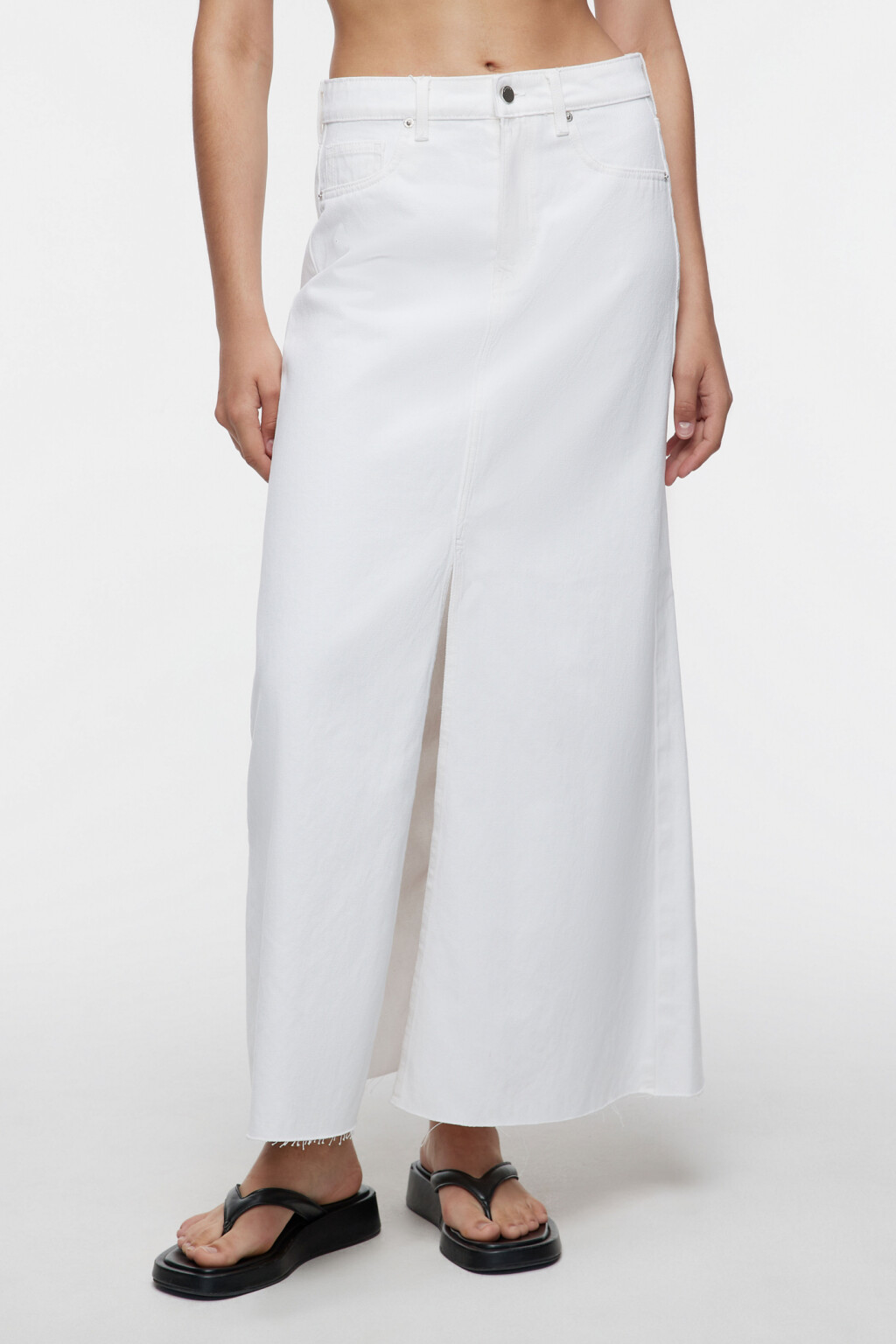 Юбка-трапеция макси джинсовая с разрезом спереди - цвет белый - 2