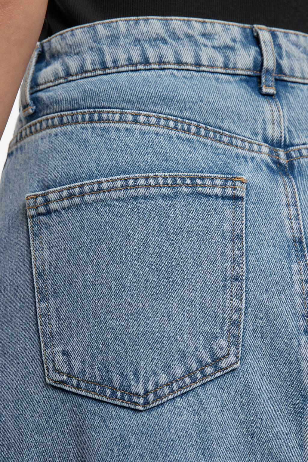 Юбка-трапеция макси джинсовая с открытыми срезами - цвет голубой - 5