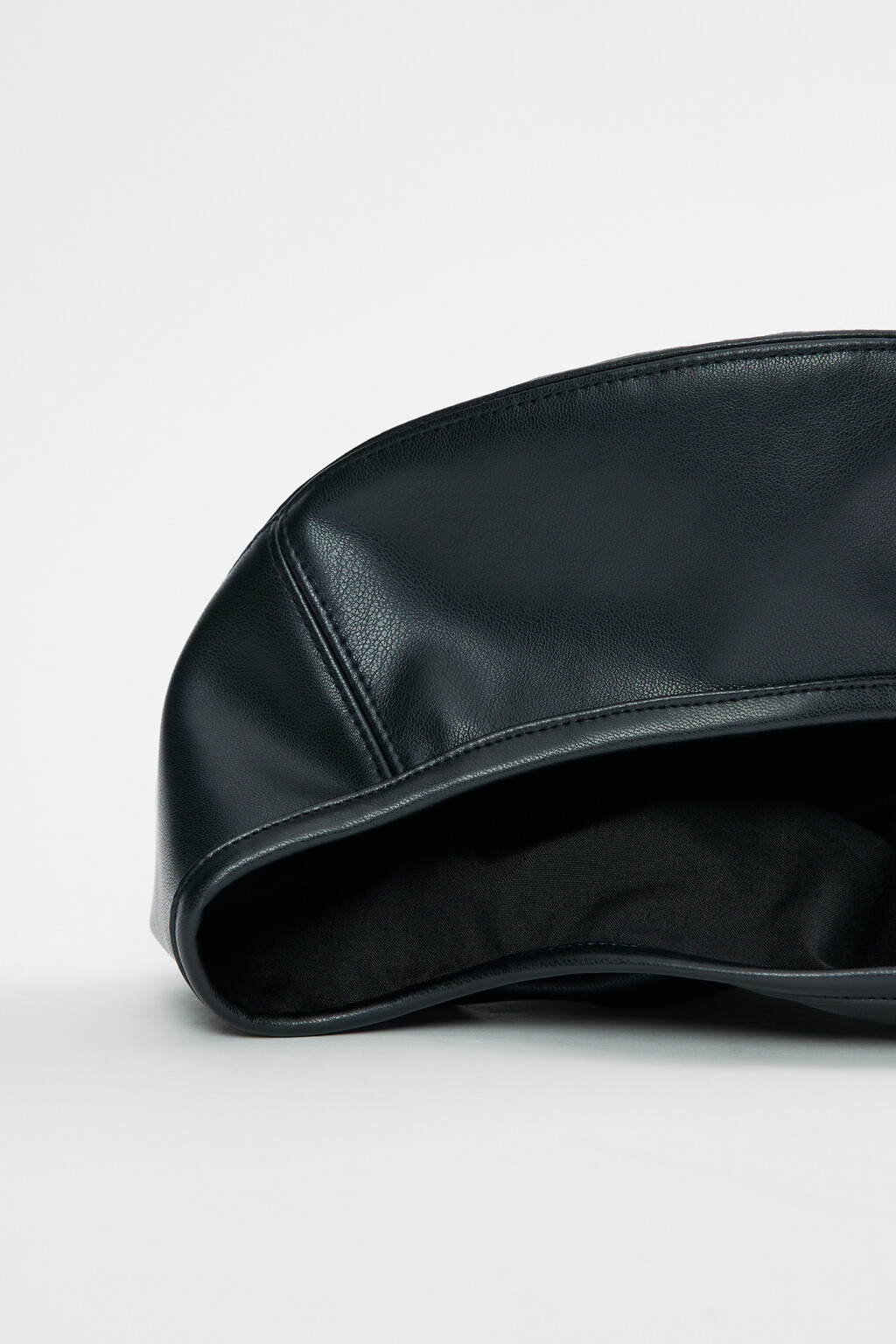 Берет черный однотонный  - цвет черный - 2