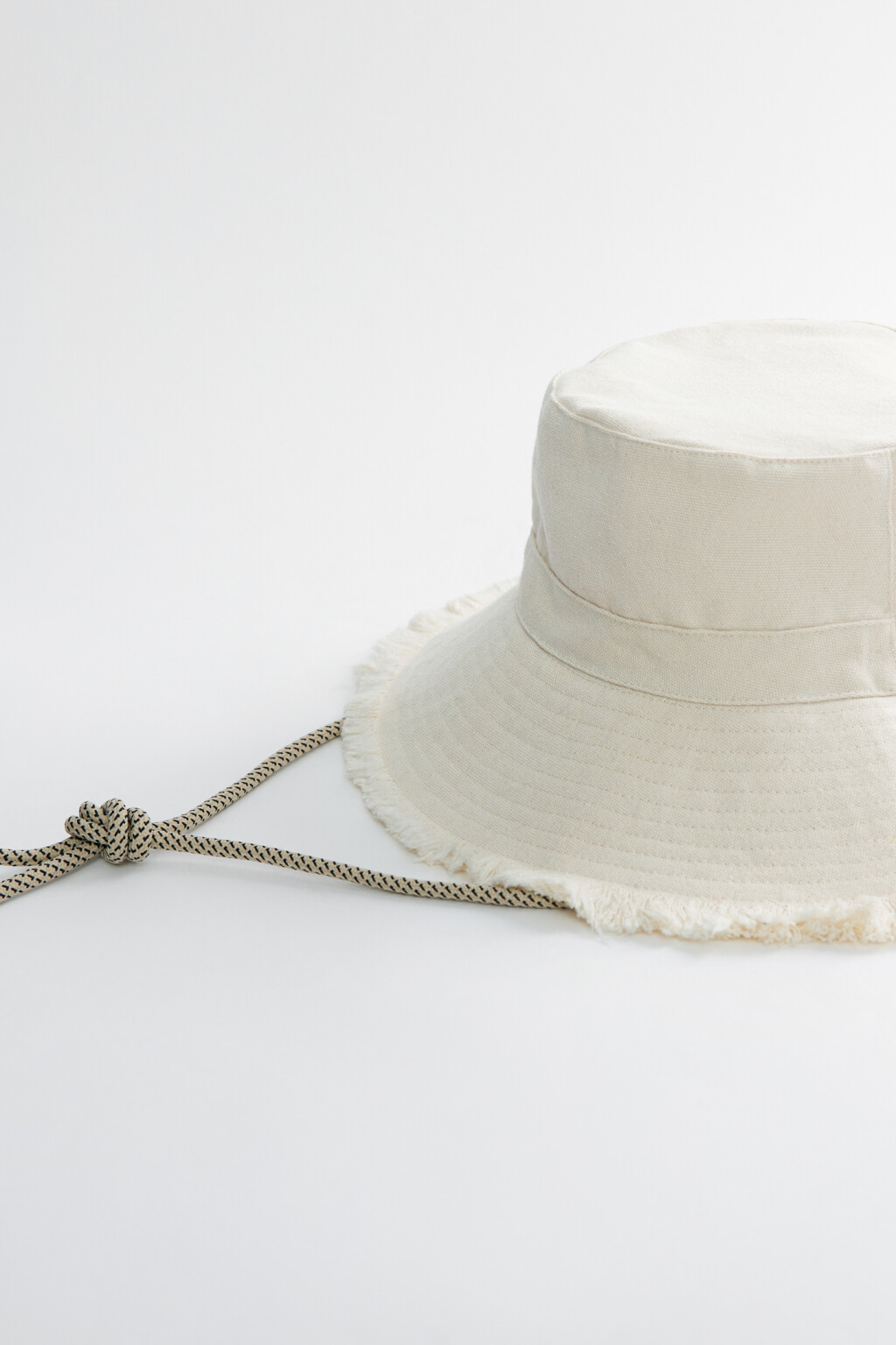 Панама хлопковая с широкими полями и завязками - цвет молочный - 2