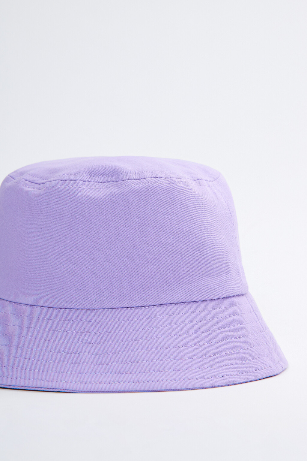 Панама хлопковая однотонная с узкими полями - цвет фиолетовый - 5