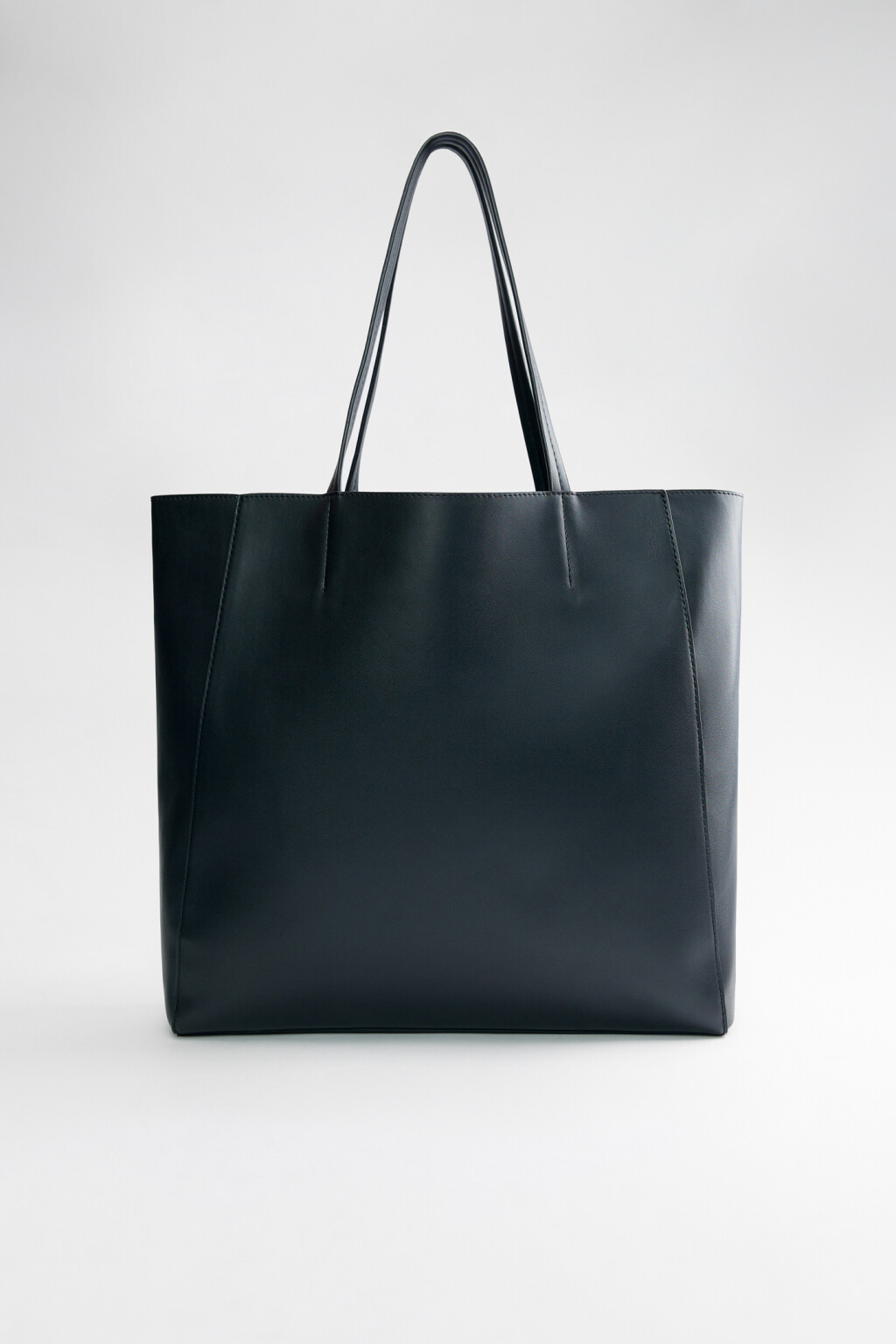 Сумка-шопер из исусственной кожи с ручками на плечо - цвет черный - 1
