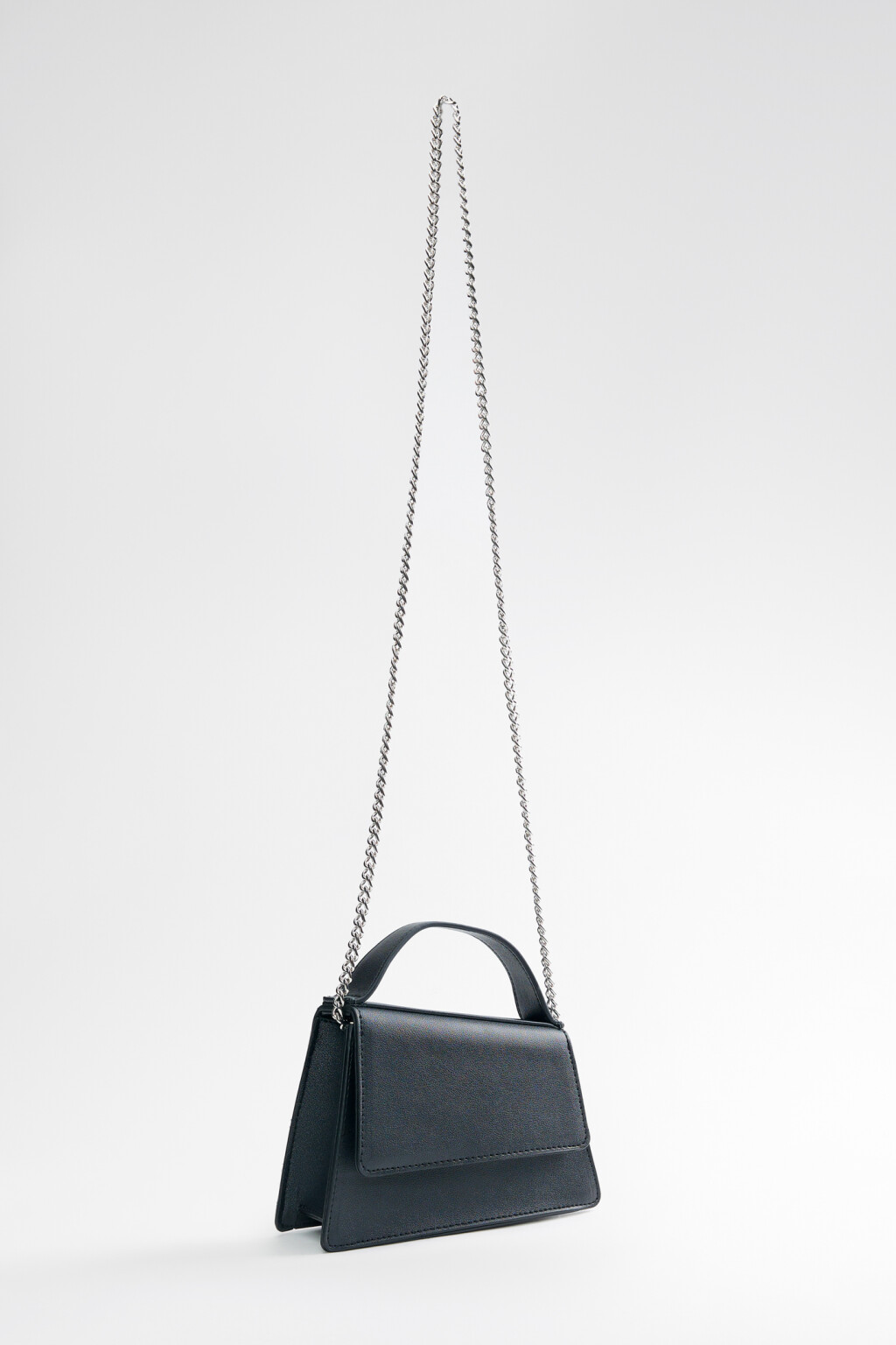 Сумка-кроссбоди из искусственной кожи асимметричная - цвет черный - 3