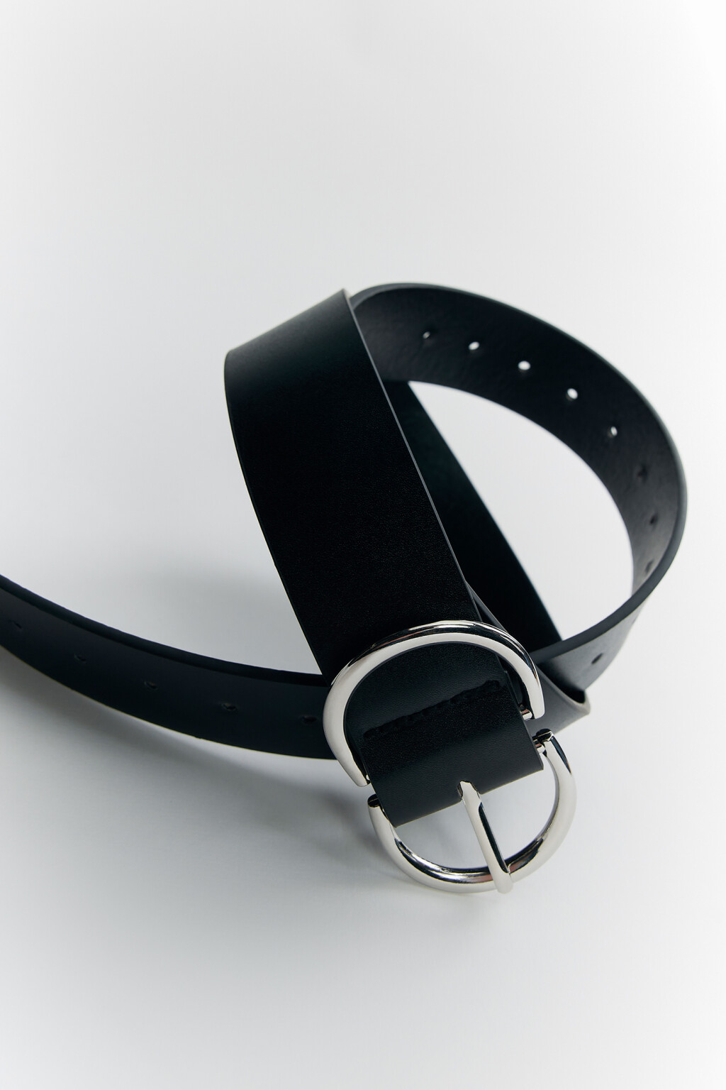 Ремень с кожаной фактурой широкий с двойной пряжкой - цвет черный - 3