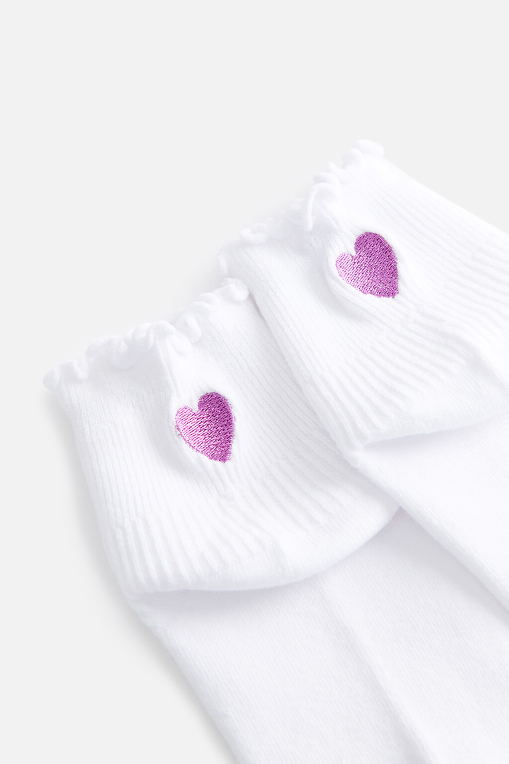 Носки короткие с вышивкой и оборками - цвет розовый - 3