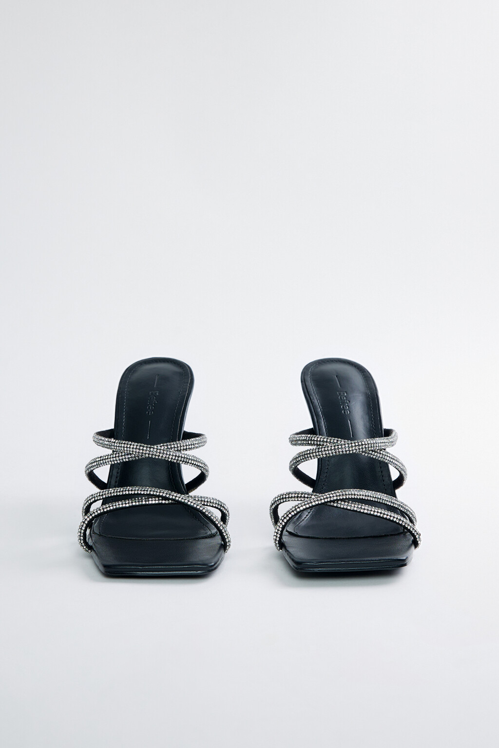 Босоножки-мюли с тонкими ремешками и отделкой из страз - цвет черный - 3