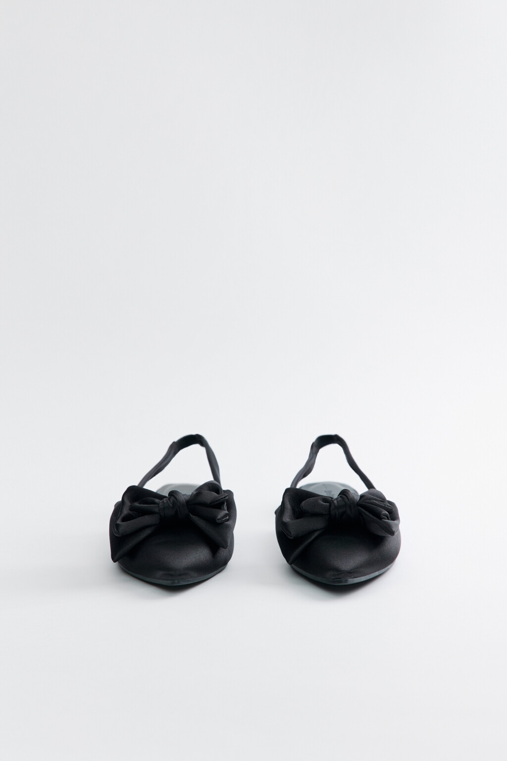 Туфли-балетки низкие атласные с открытой пяткой - цвет черный - 3