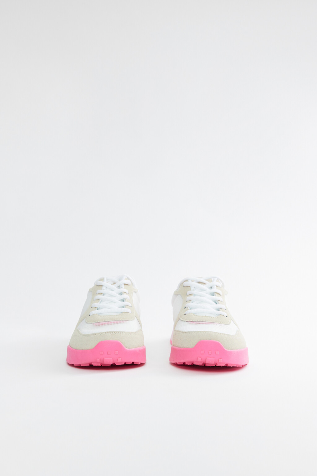 Кроссовки текстильные с декоративными вставками - цвет мультиколор - 4