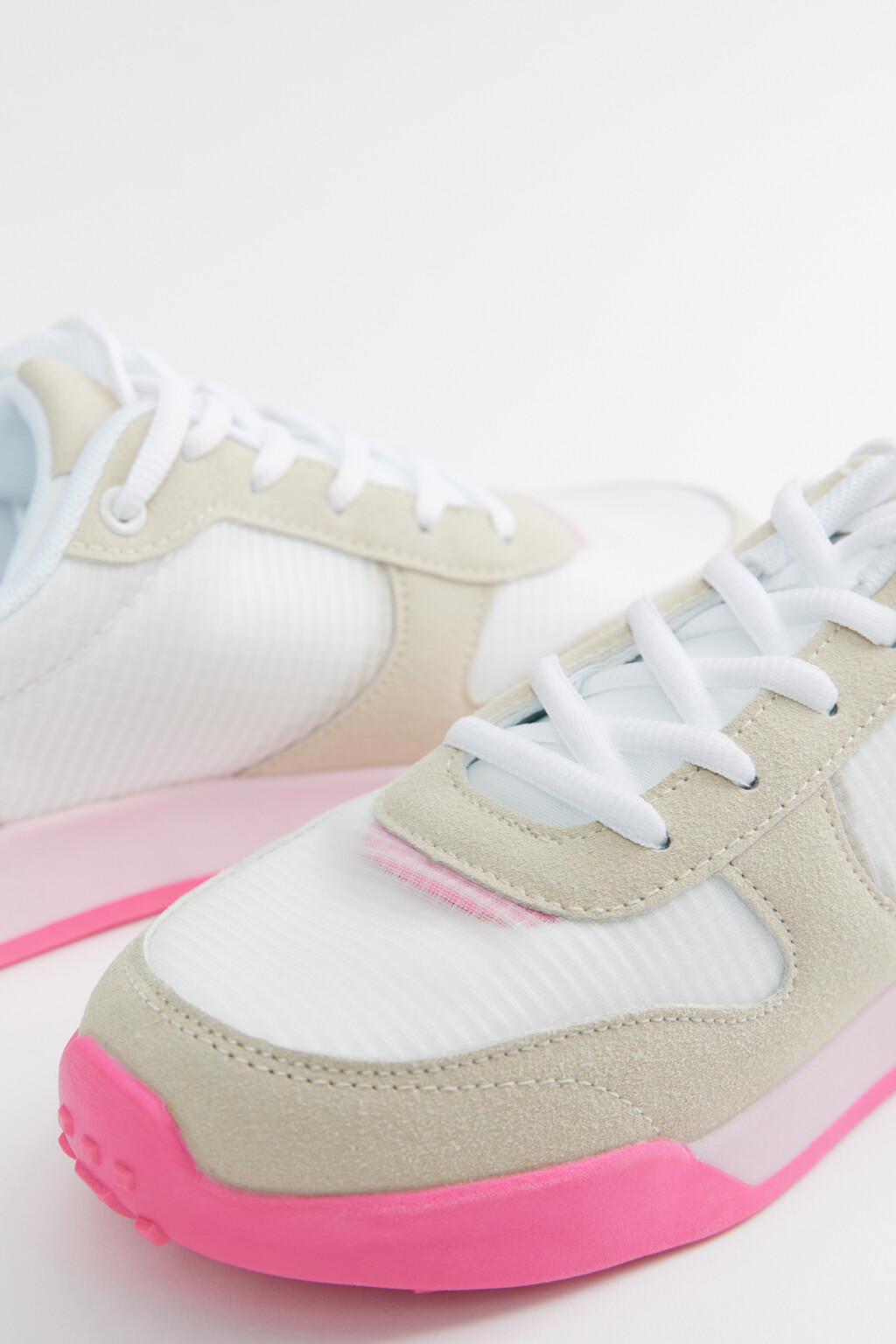 Кроссовки текстильные с декоративными вставками - цвет мультиколор - 5