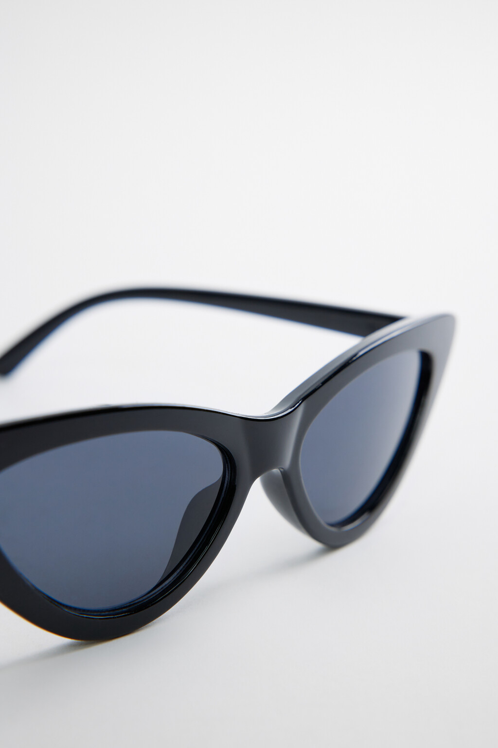 Очки солнцезащитные в форме кошачьего глаза - цвет черный - 4