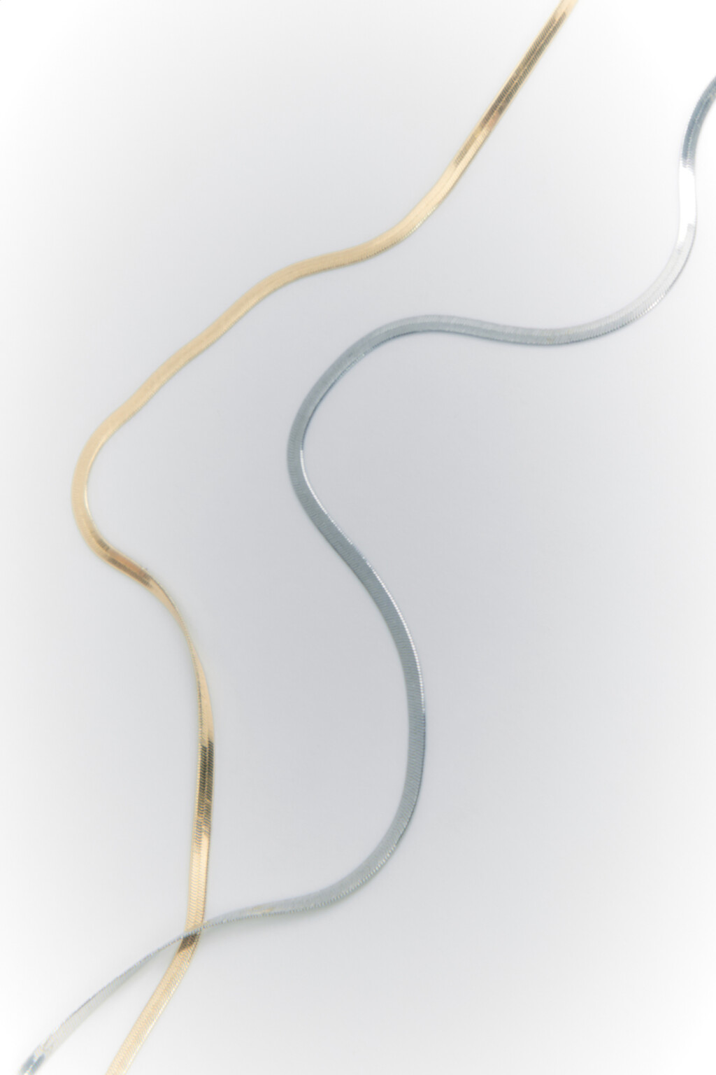 Цепочка двуслойная из серебристого и золотистого металла - цвет серый - 3