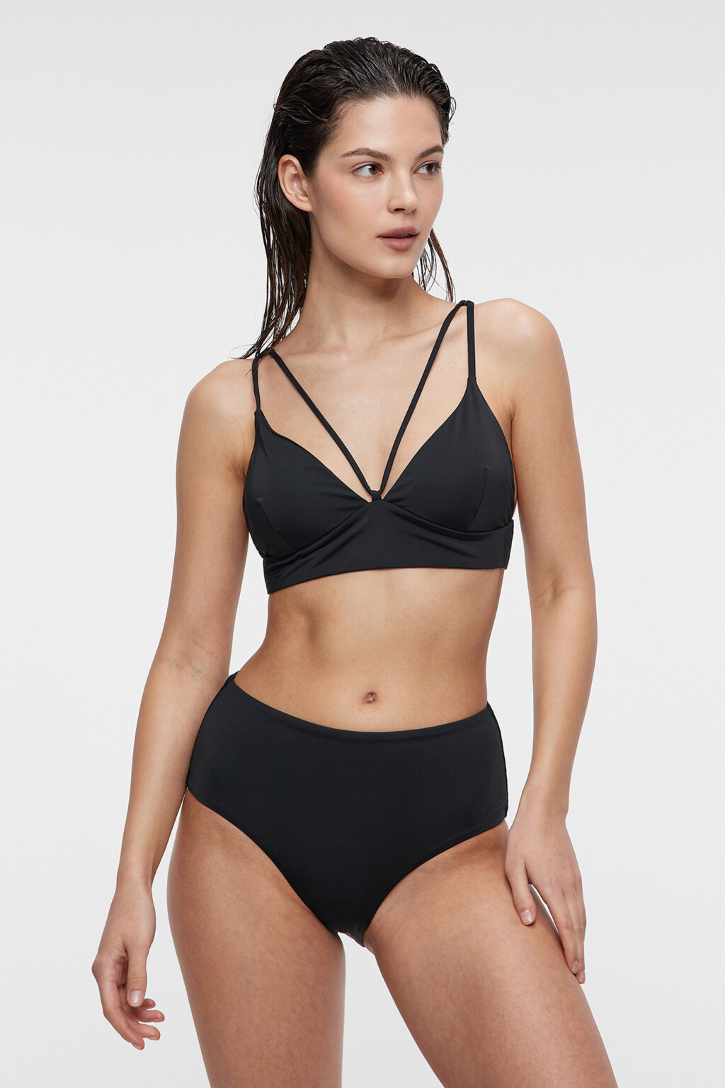 Лиф-топ купальный с треугольными чашечками и стрепами - цвет черный - 3