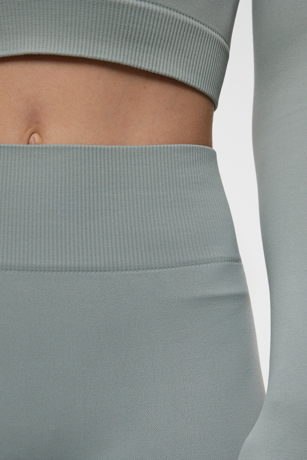 Леггинсы спортивные облегающие с широким поясом - цвет зеленый - 5