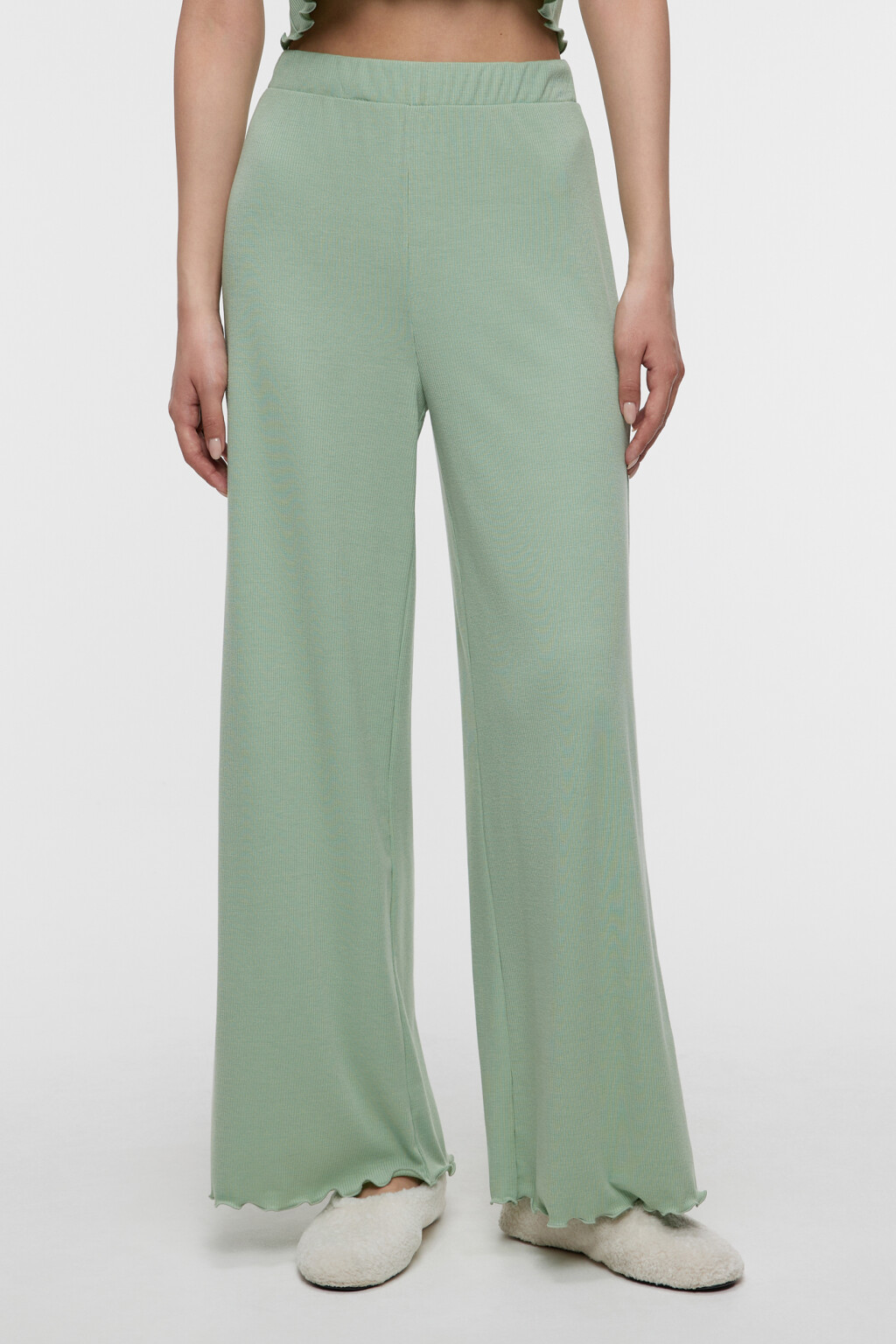 Брюки домашние широкие в рубчик с поясом на резинке - цвет зеленый - 1