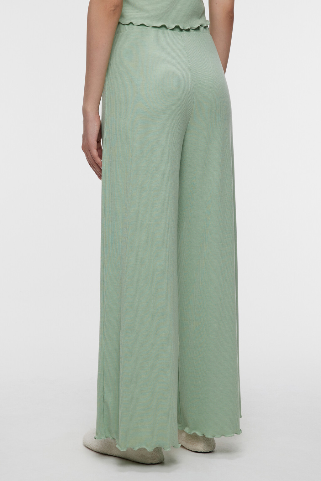 Брюки домашние широкие в рубчик с поясом на резинке - цвет зеленый - 3