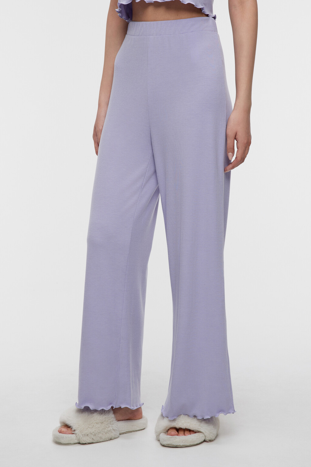 Брюки домашние широкие в рубчик с поясом на резинке - цвет сиреневый - 2
