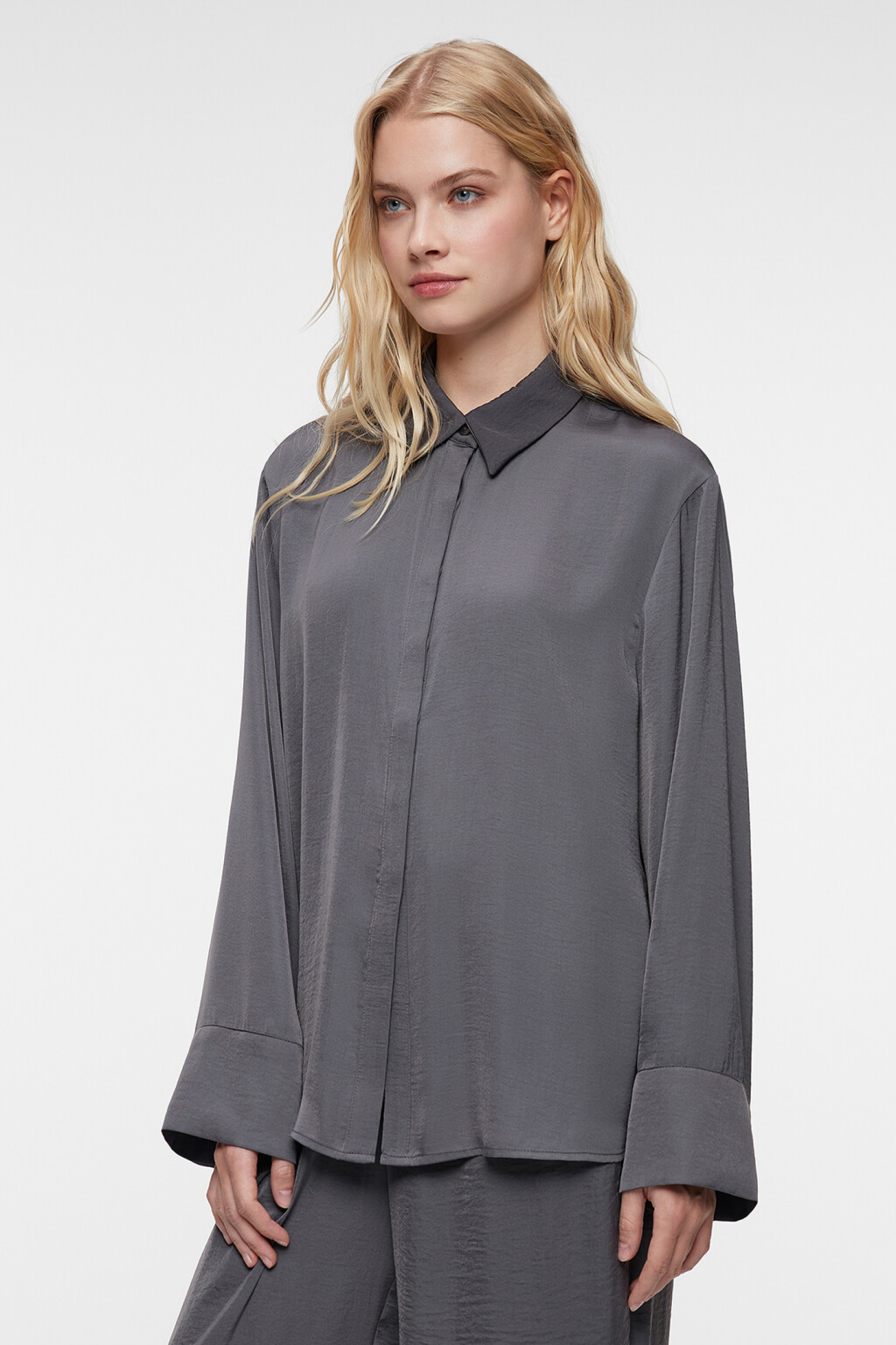 Блузка-рубашка oversize домашняя с длинными рукавами - цвет серый - 3