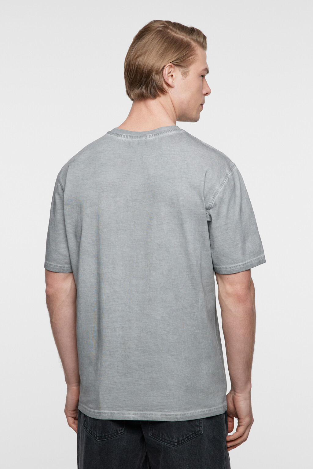 Футболка свободная с маленьким принтом-надписью - цвет серый - 5