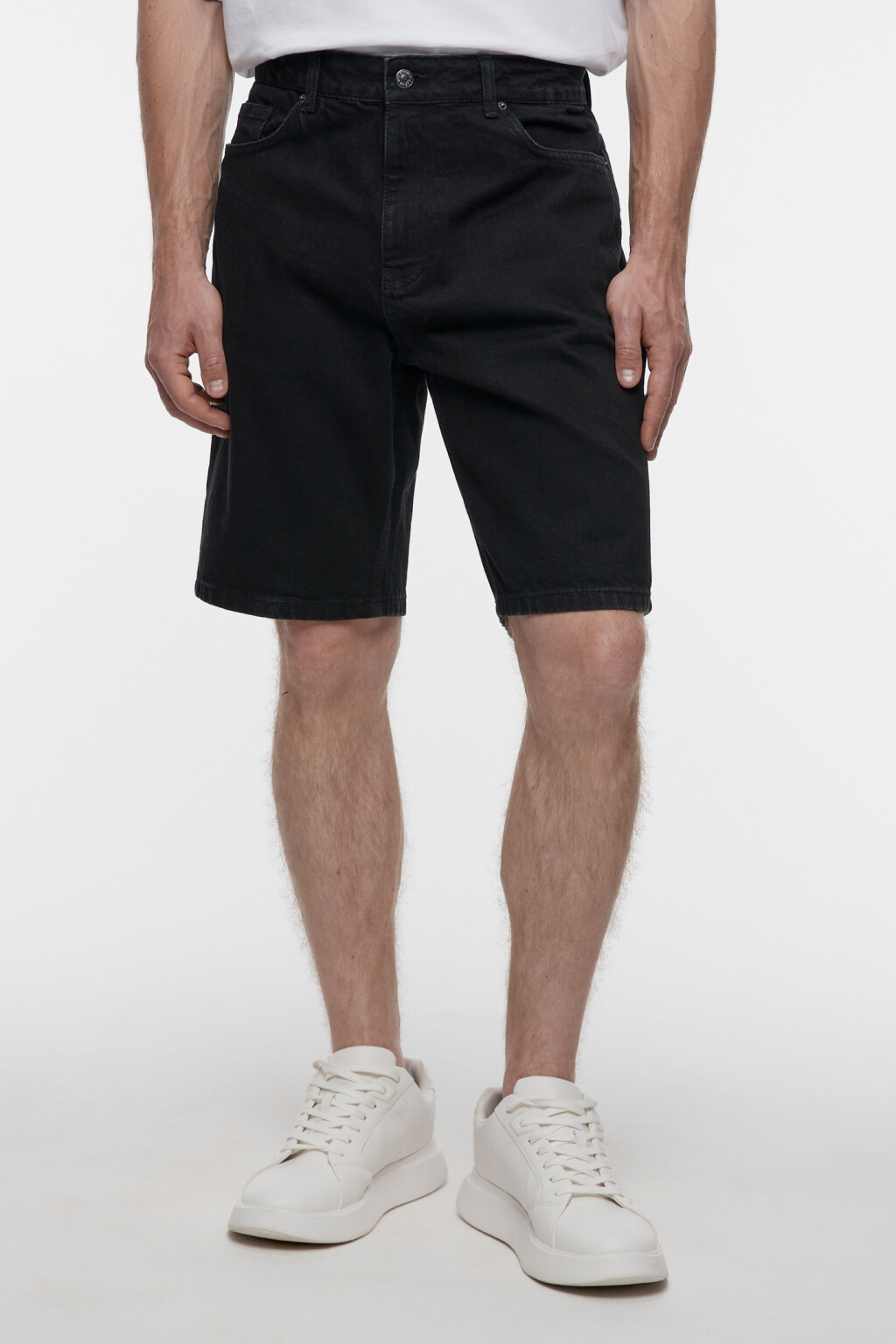 Шорты slim джинсовые короткие со средней посадкой - цвет черный - 1