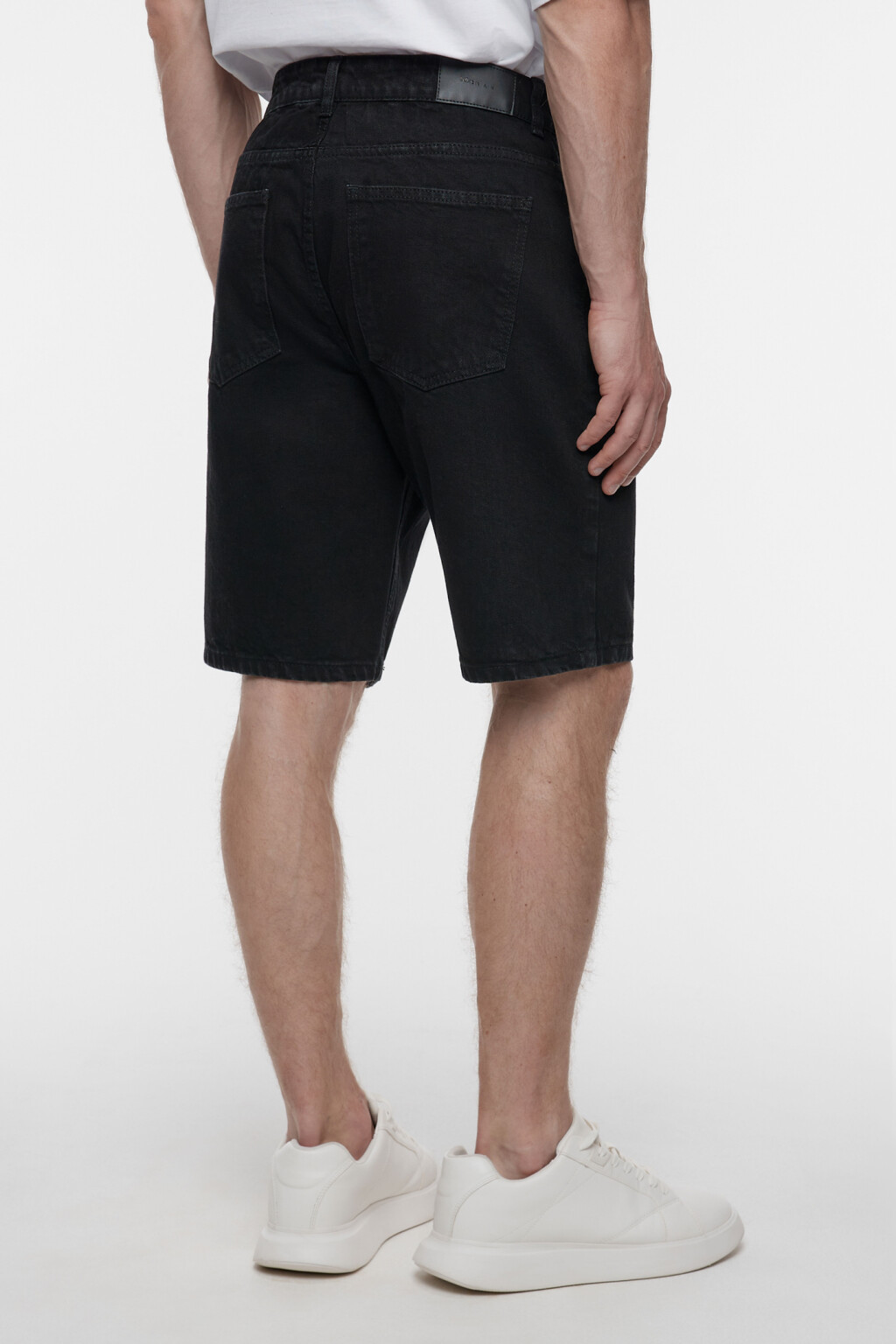Шорты slim джинсовые короткие со средней посадкой - цвет черный - 3