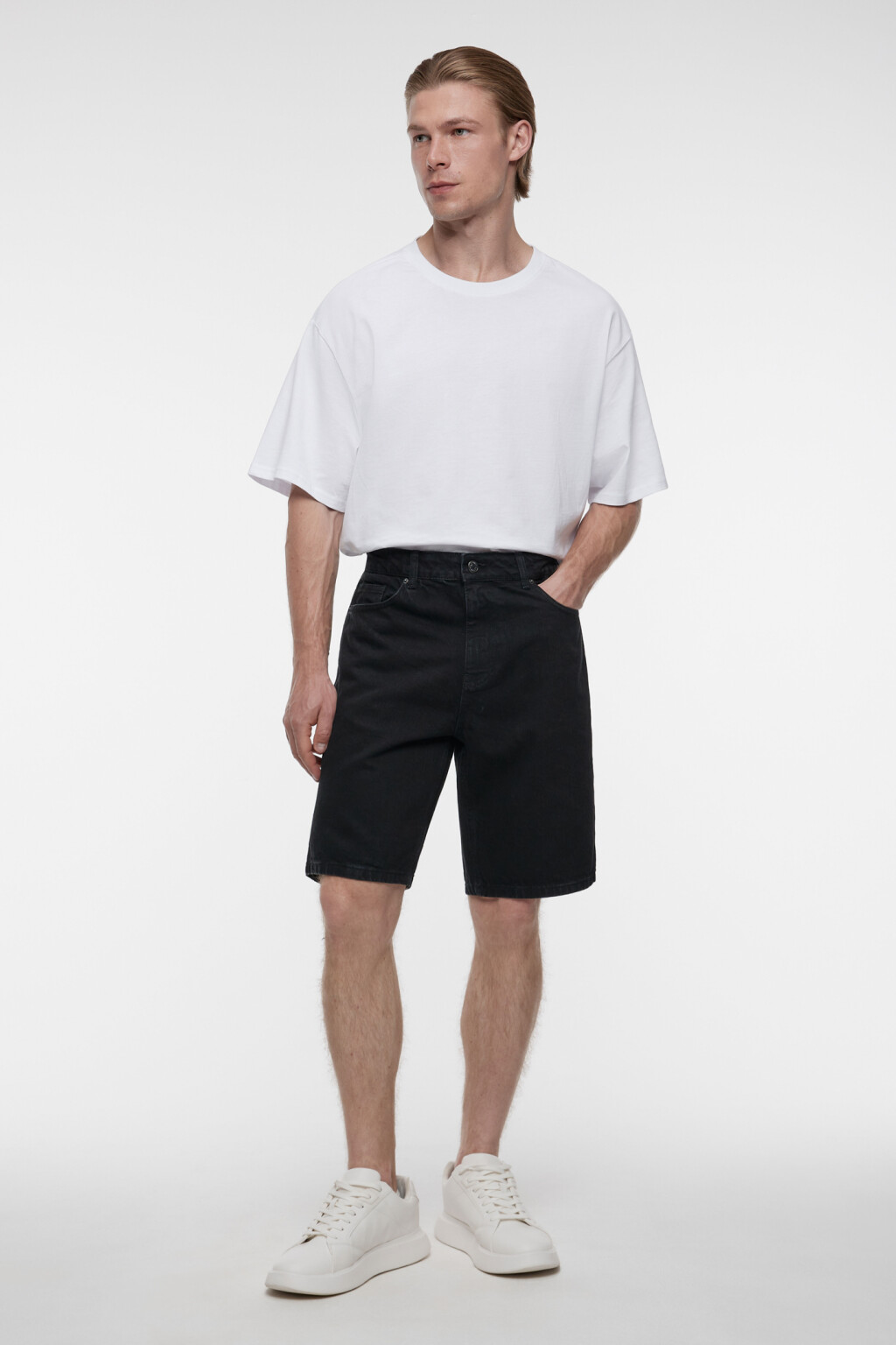 Шорты slim джинсовые короткие со средней посадкой - цвет черный - 4