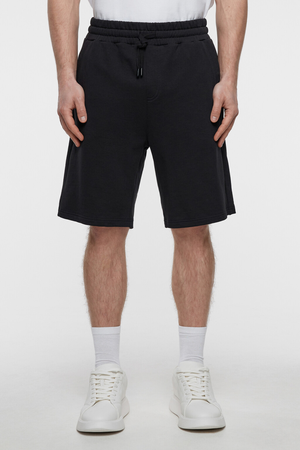Шорты хлопковые прямые с поясом на завязках - цвет черный - 2