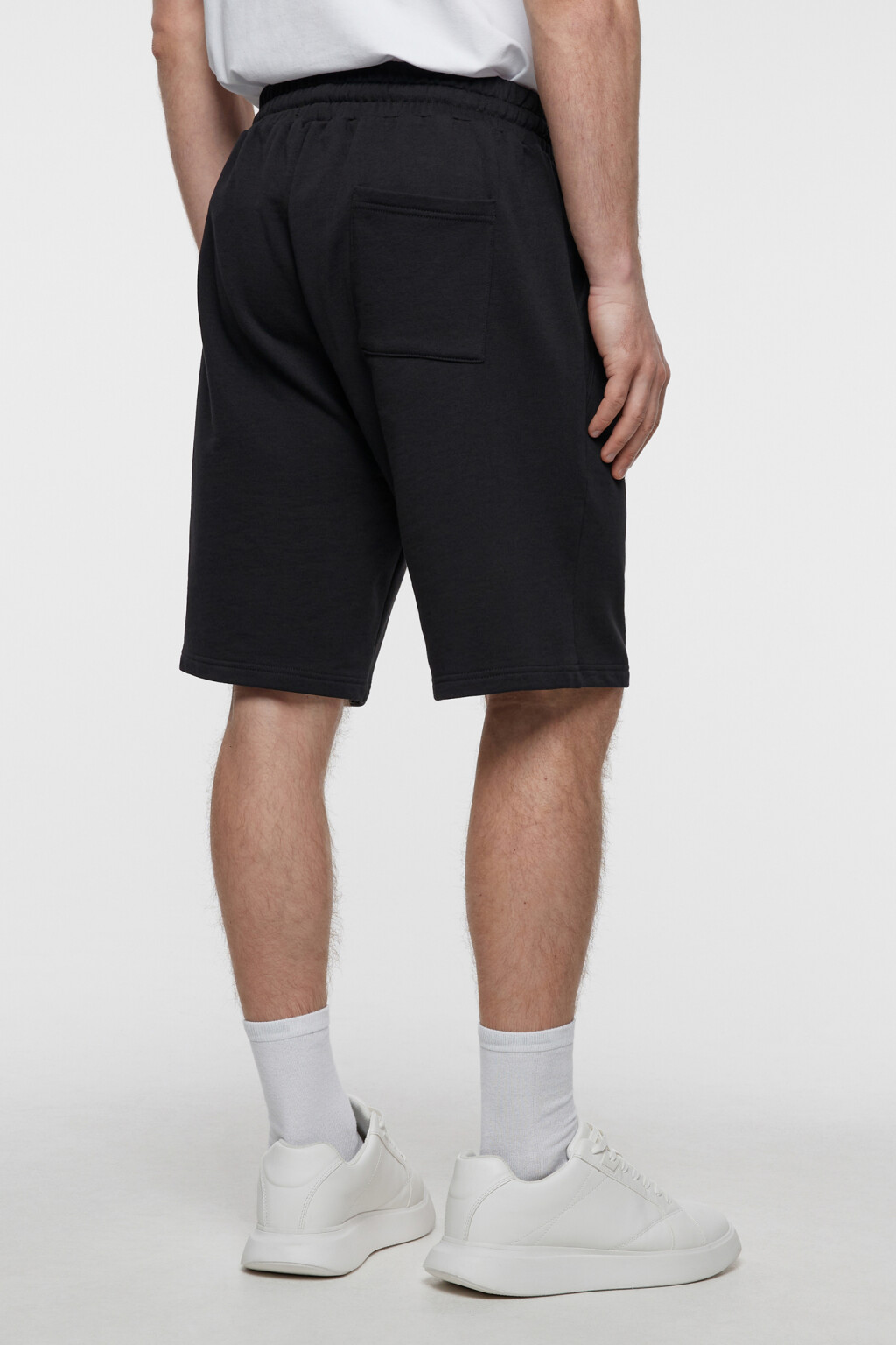 Шорты хлопковые прямые с поясом на завязках - цвет черный - 4