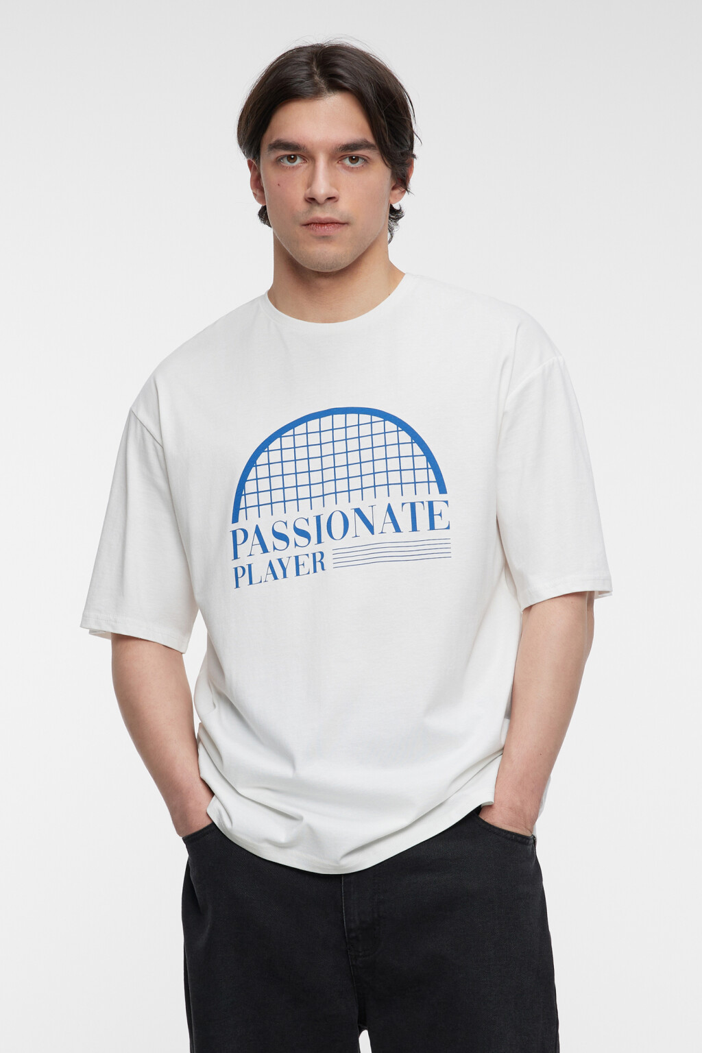 Футболка хлопковая прямая с принтом-надписью - цвет белый - 2