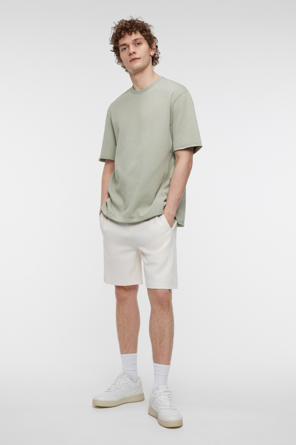 Футболка oversize хлопковая с разрезами по бокам - цвет зеленый - 4