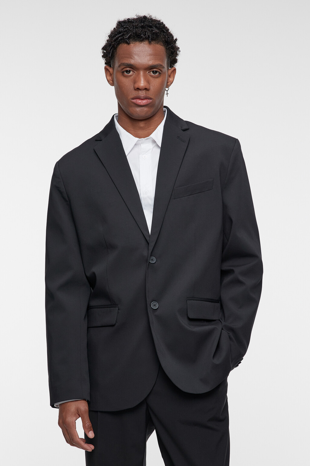 Пиджак прямой однобортный из костюмной ткани - цвет черный - 1