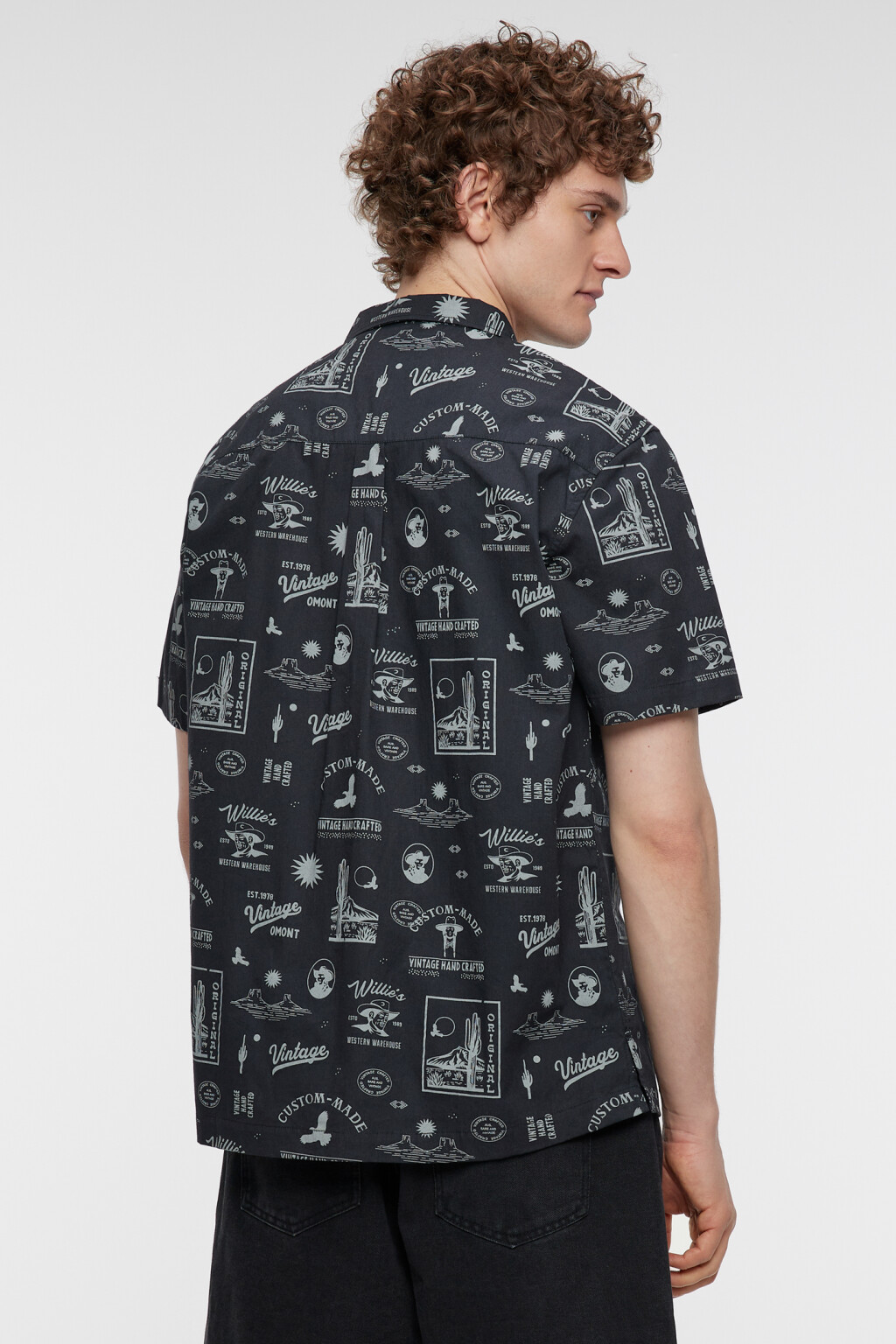 Рубашка хлопковая прямая с коротким рукавом и принтом - цвет серый - 3