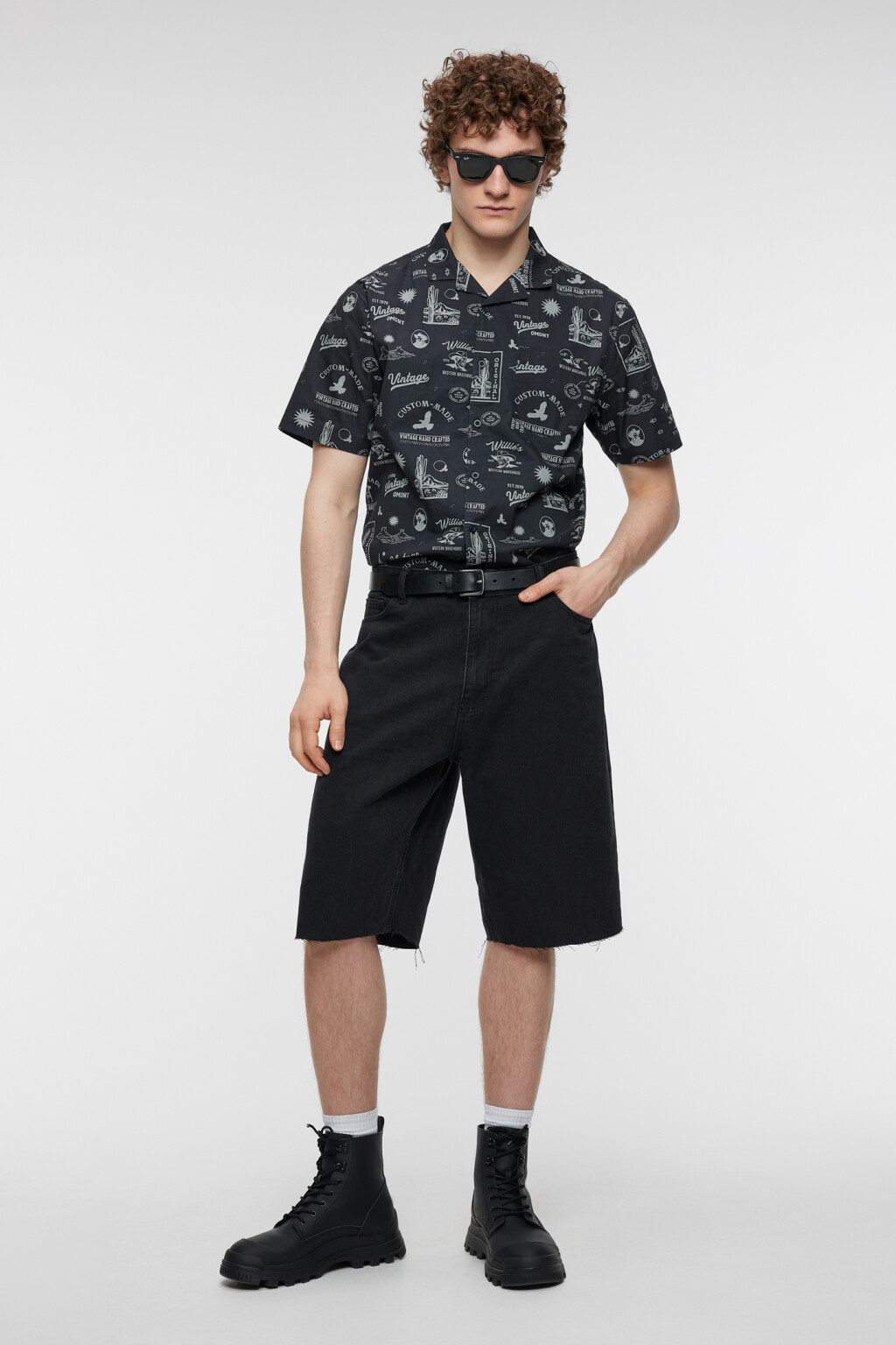 Рубашка хлопковая прямая с коротким рукавом и принтом - цвет серый - 4