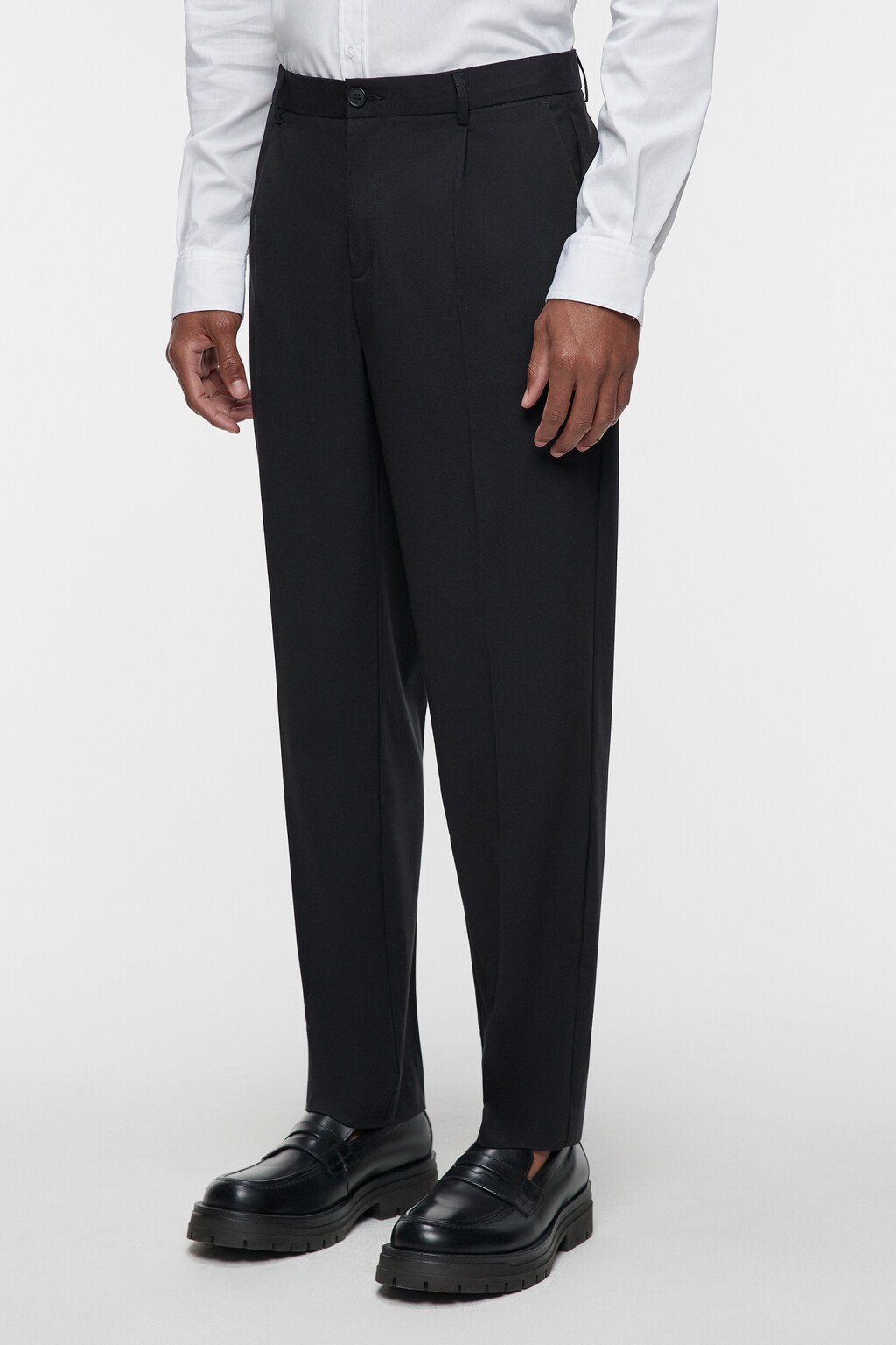 Брюки прямые костюмные со средней посадкой - цвет черный - 2