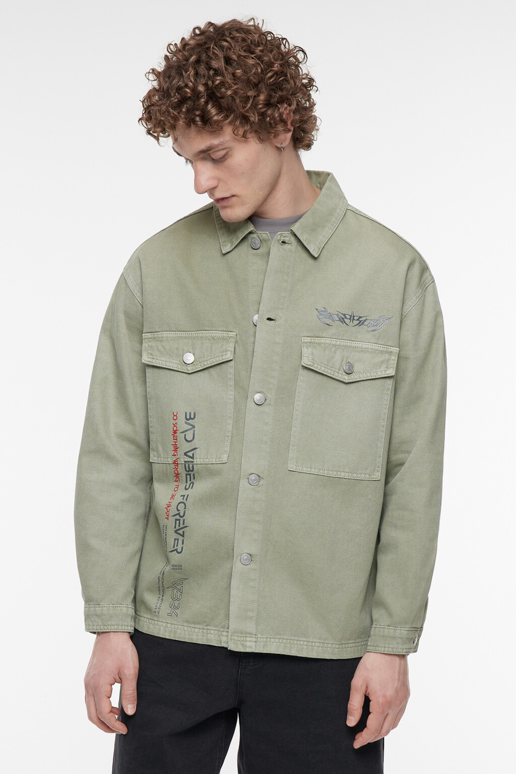 Рубашка джинсовая прямая с нагрудными карманами - цвет зеленый - 3