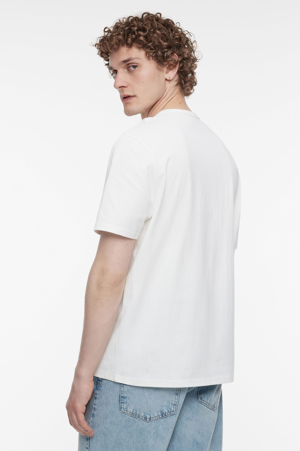 Футболка прямая хлопковая в базовых цветах - цвет белый - 4