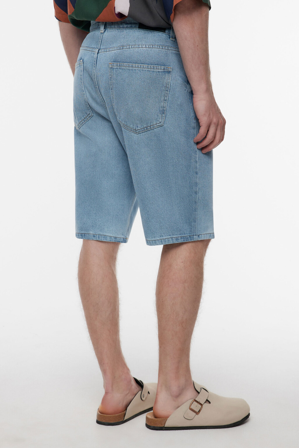 Шорты джинсовые прямые со средней посадкой - цвет голубой - 3