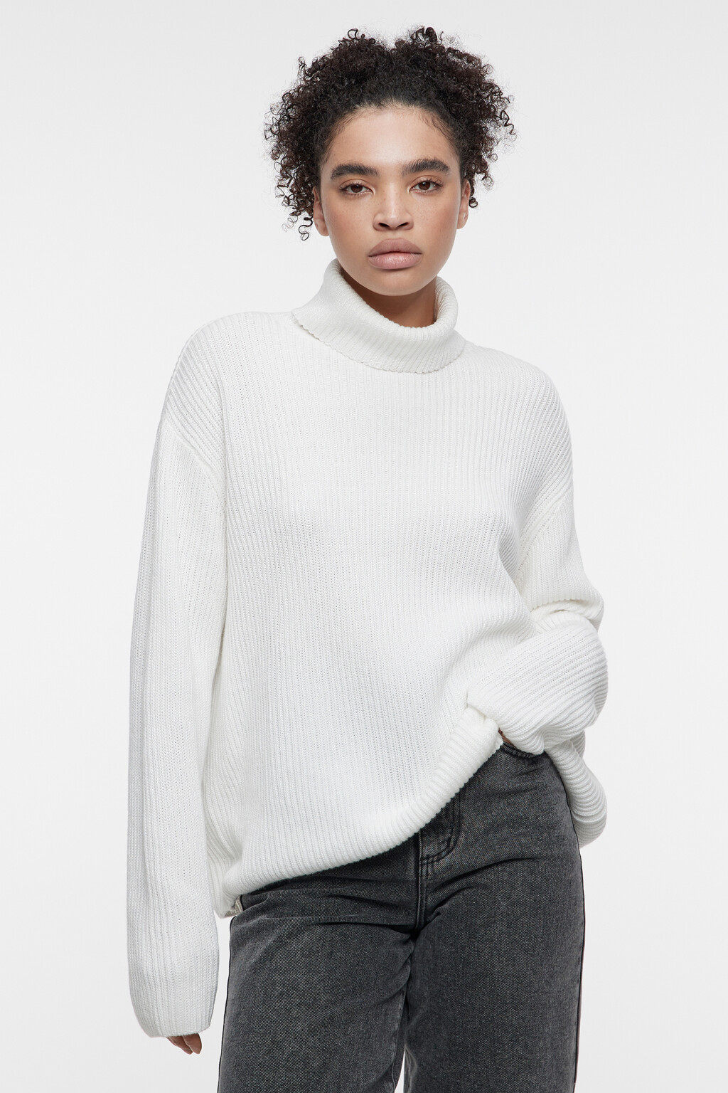 Свитер толстой вязки хлопковый с воротником-стойкой - цвет бежевый - 2