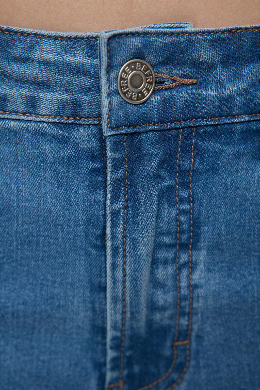 Джинсы клеш удлиненные с высокой посадкой - цвет голубой - 5