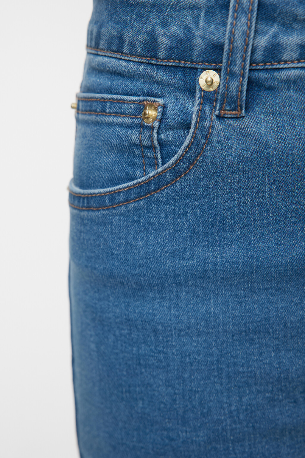 Джинсы клеш удлиненные с высокой посадкой - цвет голубой - 6