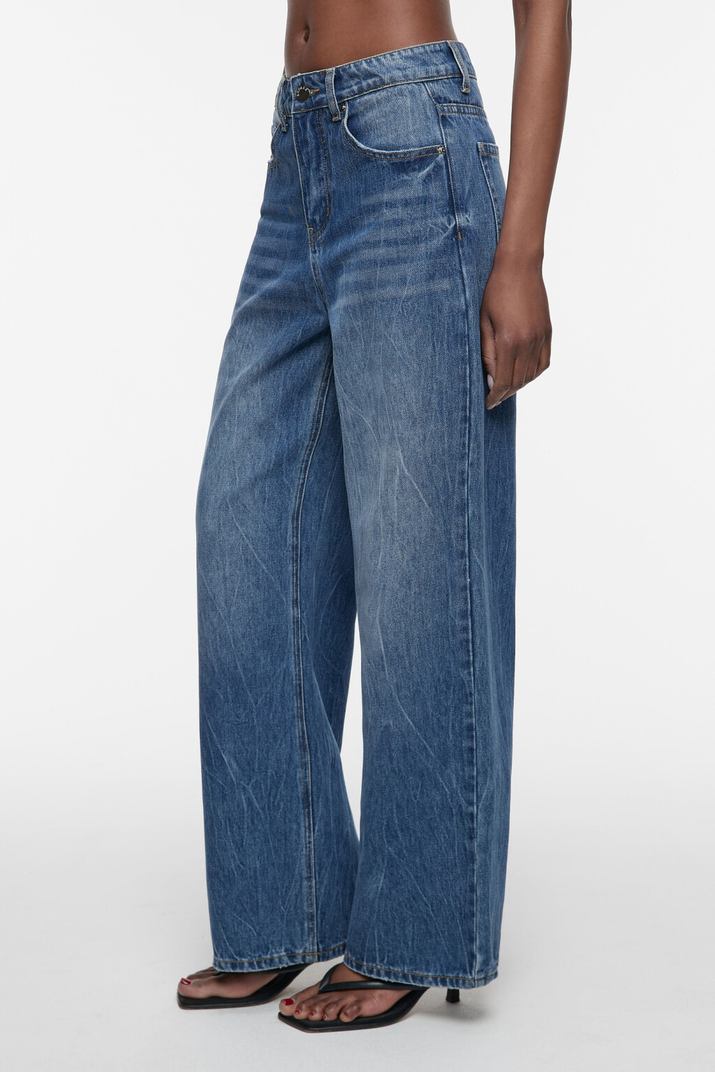 Джинсы широкие с высокой посадкой и эффектом кринкл - цвет голубой - 3