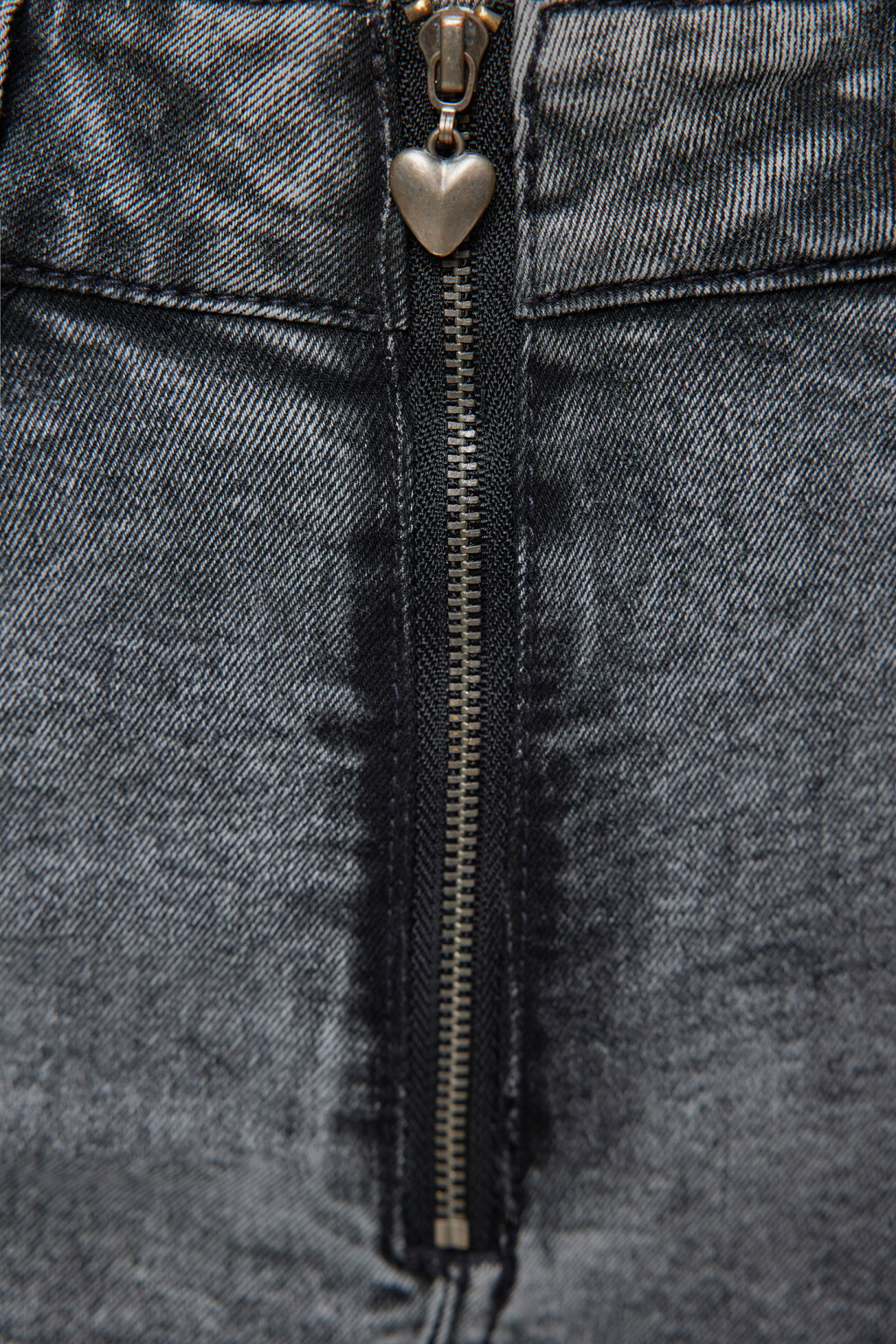 Джинсы клеш с высокой посадкой и открытыми срезами - цвет серый - 5