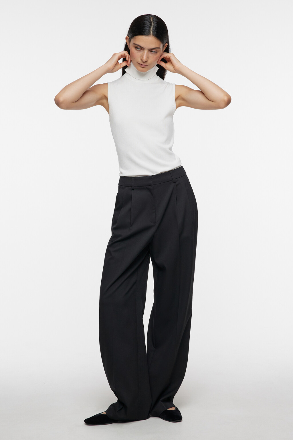 Водолазка вискозная облегающая без рукавов - цвет белый - 5