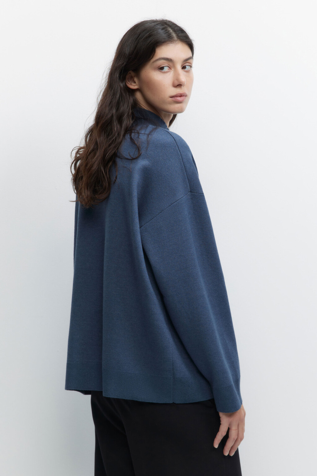 Свитер SOFTJUMPER оверсайз с воротником - цвет синий - 3