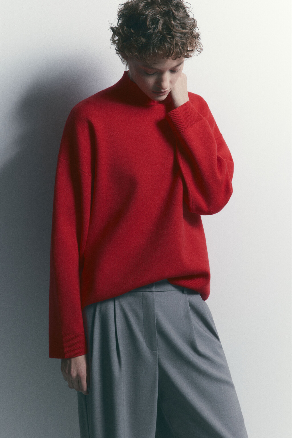 Свитер SOFTJUMPER оверсайз с воротником - цвет красный - 5