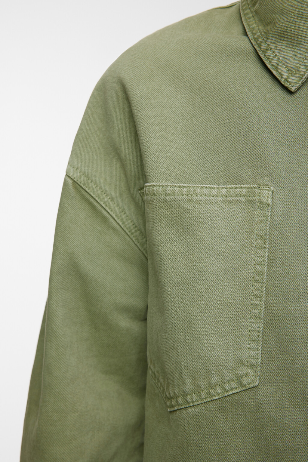 Рубашка джинсовая прямая с нагрудными карманами - цвет зеленый - 6